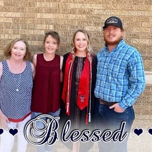 Meet your Posher, Cindy